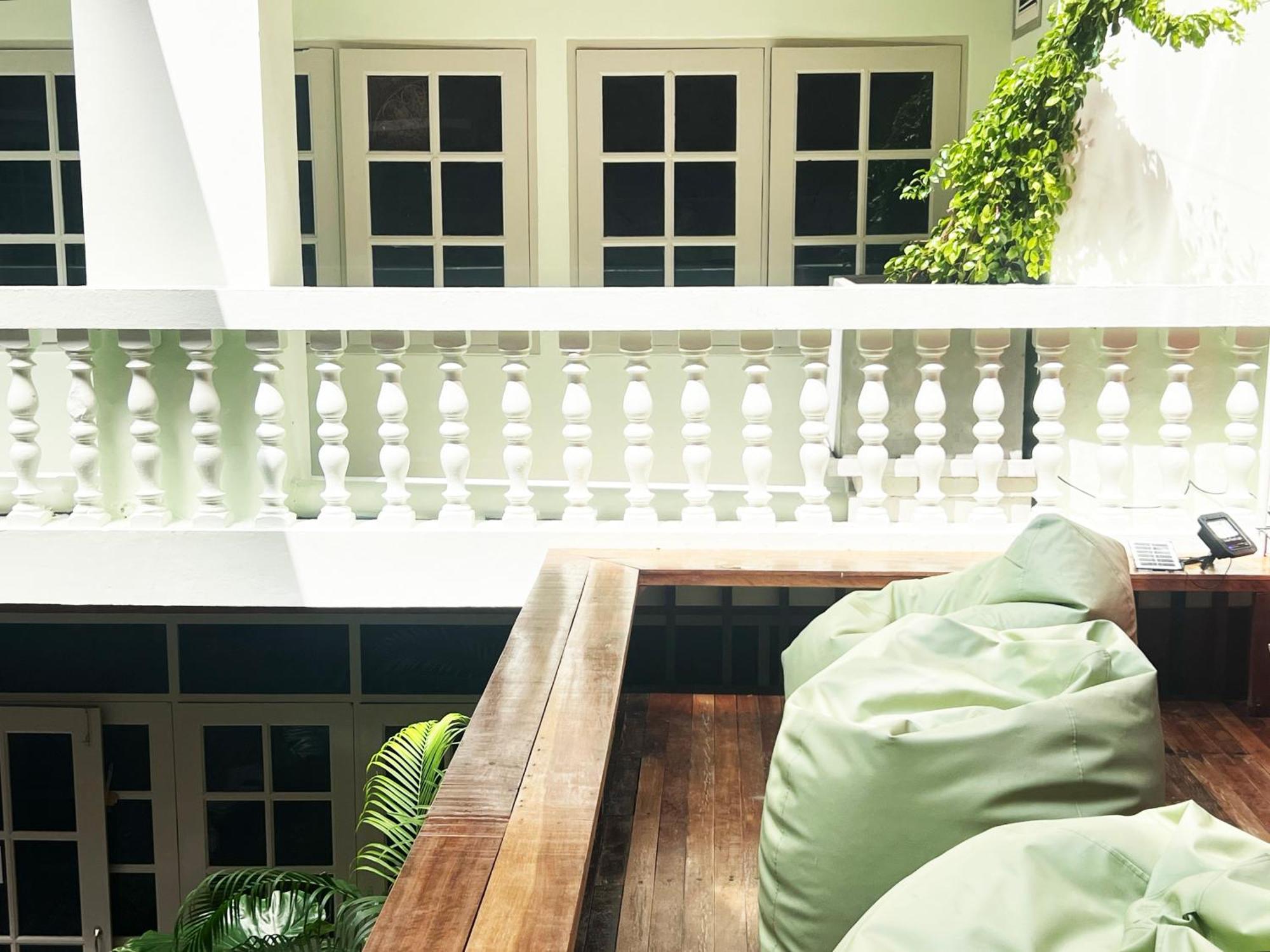 Vonden Garden By Merry V Bangkok Exterior photo