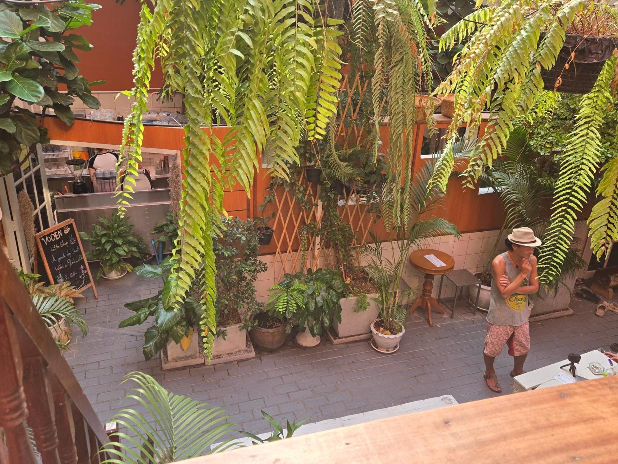Vonden Garden By Merry V Bangkok Exterior photo